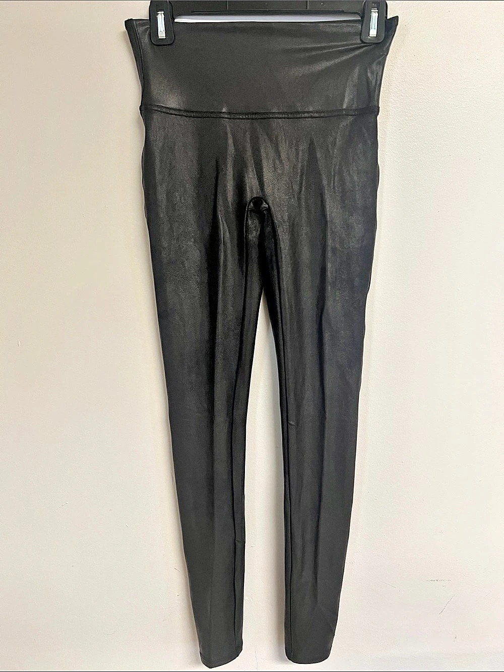 SPANX Faux Leather Leggings in Black Size Medium